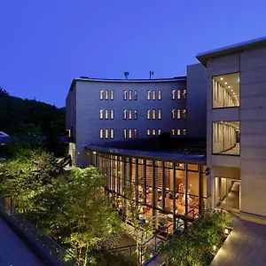 4* Hotel Hyatt Regency And